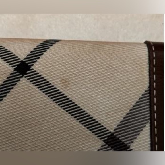 Burberry Blue Label Small Folding Wallet-6 Card Slots White Plaid Brown Leather - Picture 7 of 14